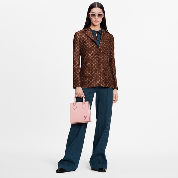 Louis Vuitton Monogram Silk Twill Blazer - 36 - Picture 3 of 11